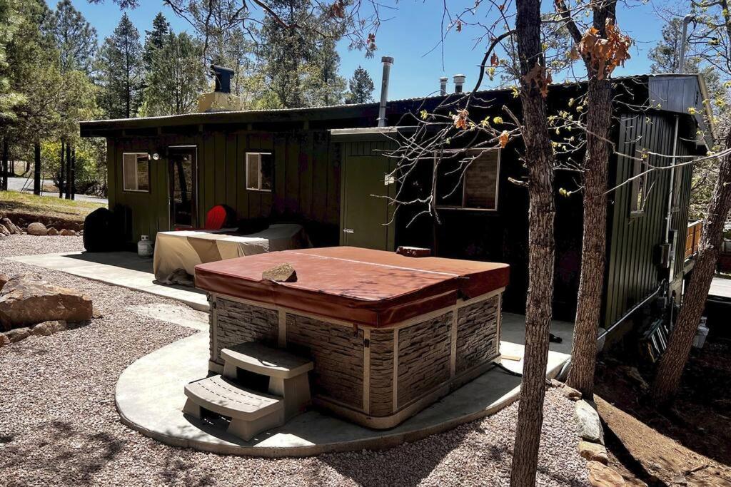 Twin Pines Casita - Big Yard, View, Porch, Hot Tub, & Charm Vila Ruidoso Exterior foto